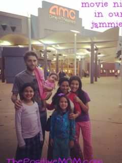 Fernandez Bare Family movie night in jammies HTTYD2