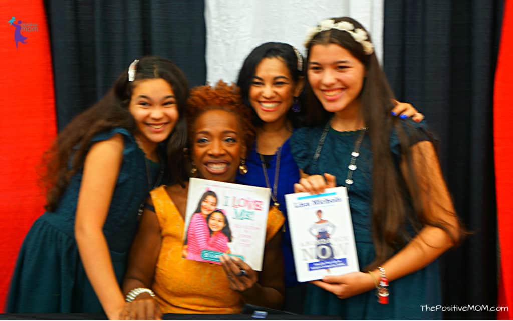 Lisa Nichols and Elayna Fernandez ~ The Positive MOM and Elisha and Elyssa of WhollyART at the Texas Conference for Women in Austin TX