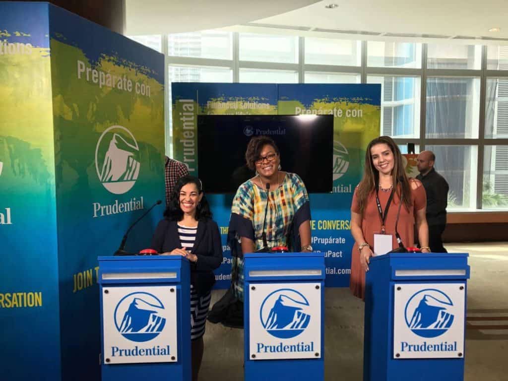 Playing Financial Jeopardy with LaToyia Dennis and Claudia Krusch at the Prudential lounge at Hispancize 2017