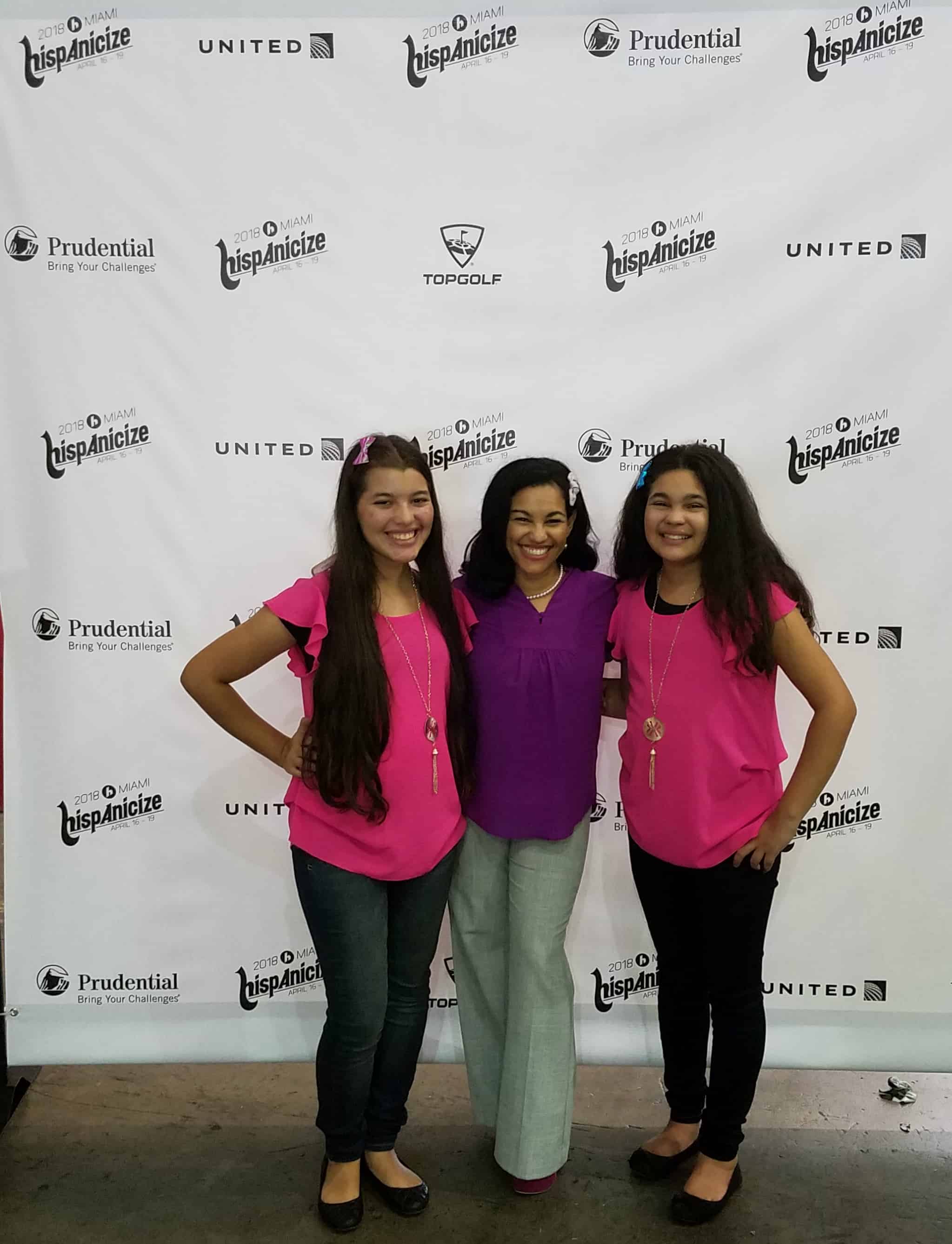 The Positive MOM and her daughters Elisha and Elyssa of WhollyART at Hispanicize Texas in Houston