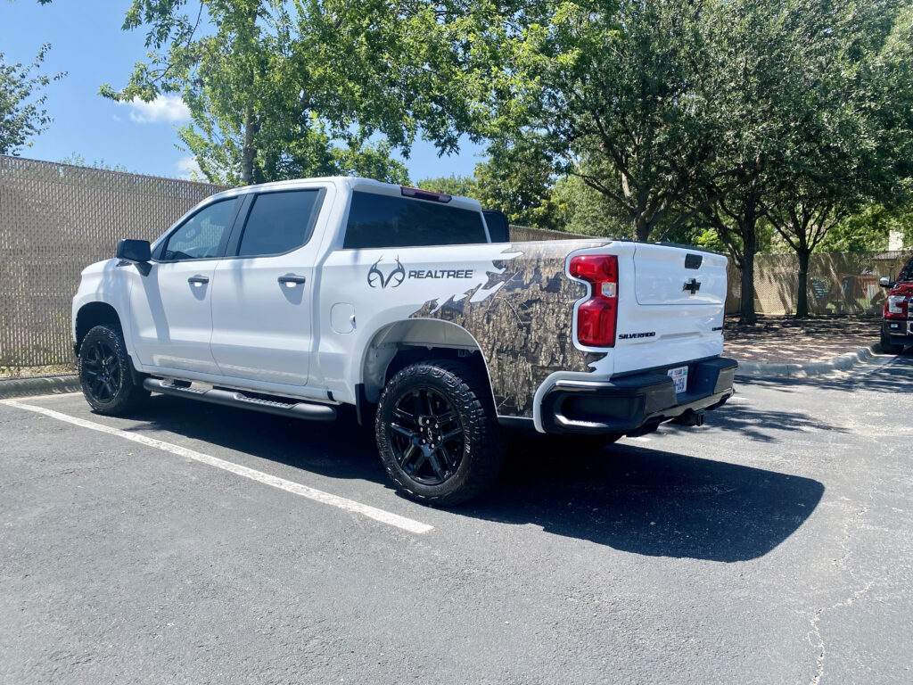 Hispanic Heritage Month Hispanic Heritage Trail Chevrolet outside in Texas 2021 Chevy Silverado