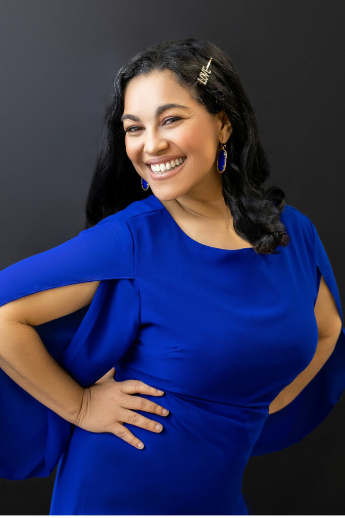 Elayna Fernandez ~ Founder of the Positive MOM - Latina Speaker and Influencer, mom entrepreneur, bestselling author, award winning storyteller, poet and voice actor